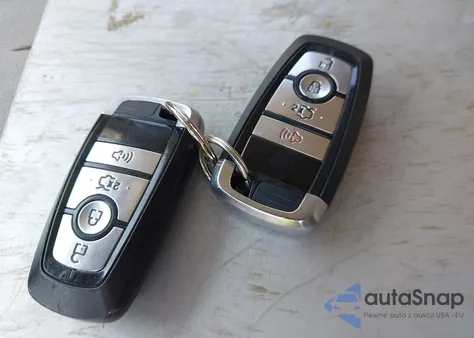 2018 Ford Fusion Se из США, поврежденный, VIN 3FA6P0H76JR196024